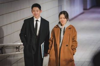 ซีรีส์เกาหลีเรื่องใหม่ “Something in the Rain” สตรีมแล้ววันนี้ทาง Netflix เท่านั้น