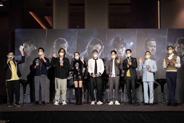 Press Con-01