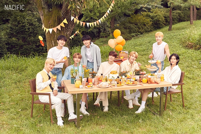 Stray-Kids-3