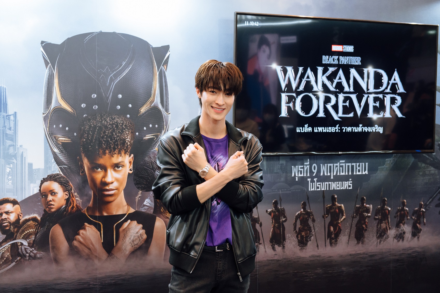 Blue Pongthiwat X Black Panther (1)