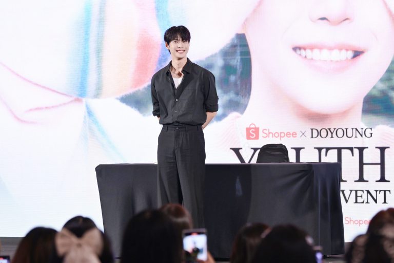 [ช่วงแฟนไซน์ 1] DOYOUNG (โดยอง) งาน Shopee x DOYOUNG ‘YOUTH’ FANSIGN & EVENT