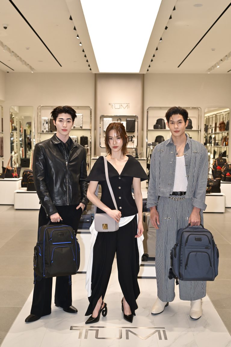 บลู–พงศ์ทิวัตถ์ ตั้งวันเจริญ, เอมี่–ทสร กล