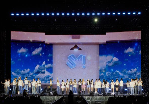 (ภาพที่ 1. รวมศิลปิน) การแสดง SMTOWN LIVE 2025-26 [THE CULTURE, THE FUTURE] in BANGKOK