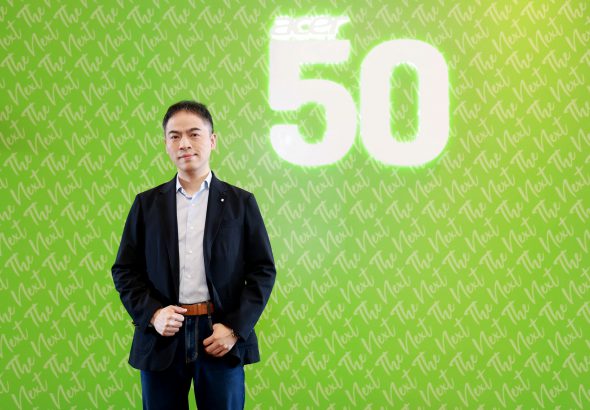 นายเจฟ ลี